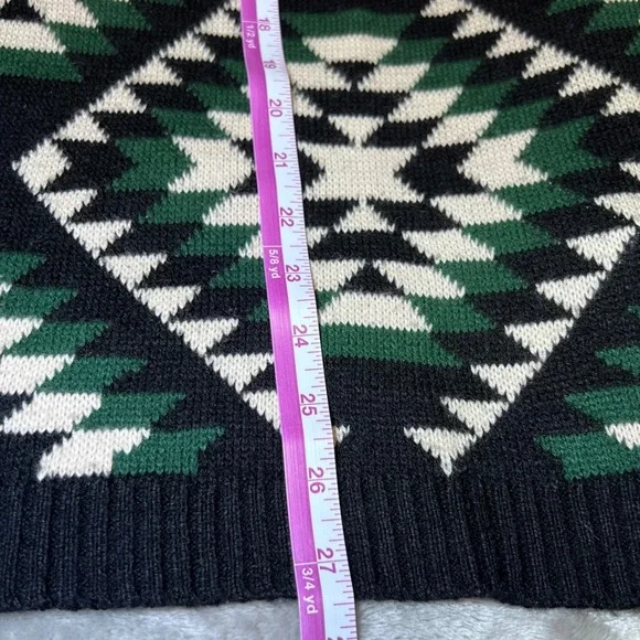 Bear Dance Womens Size Small Cardigan Sweater Green White Black Aztec Geometric - Picture 9 of 12